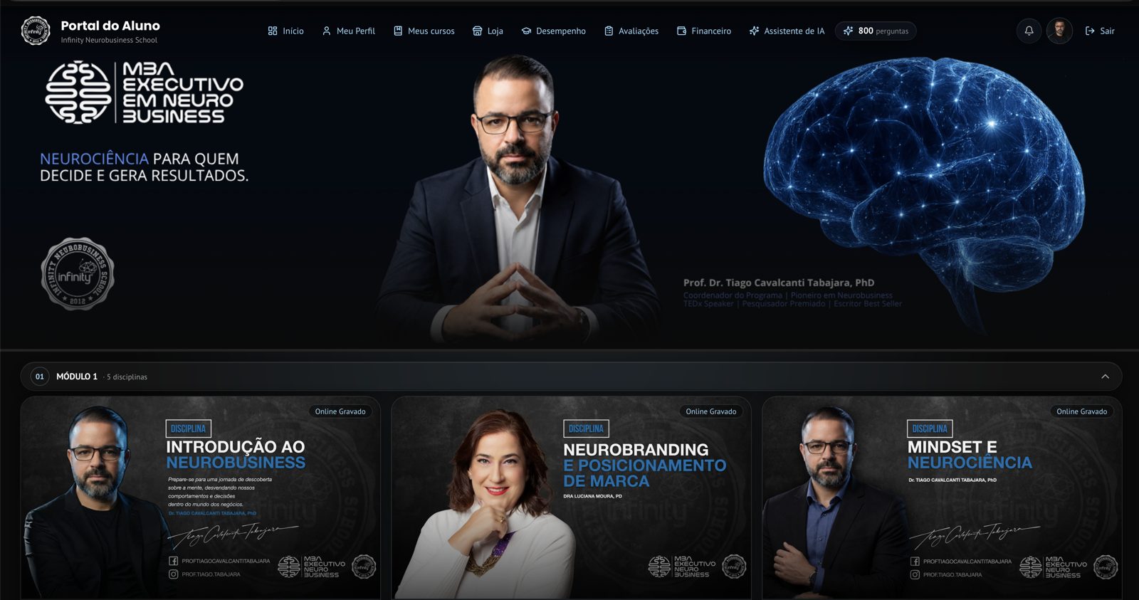 Portal do aluno da Infinity: capa do MBA e disciplinas em cards no estilo streaming